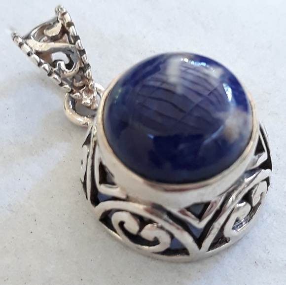 Round Sodalite Silver Pendant - Picture 2 of 6